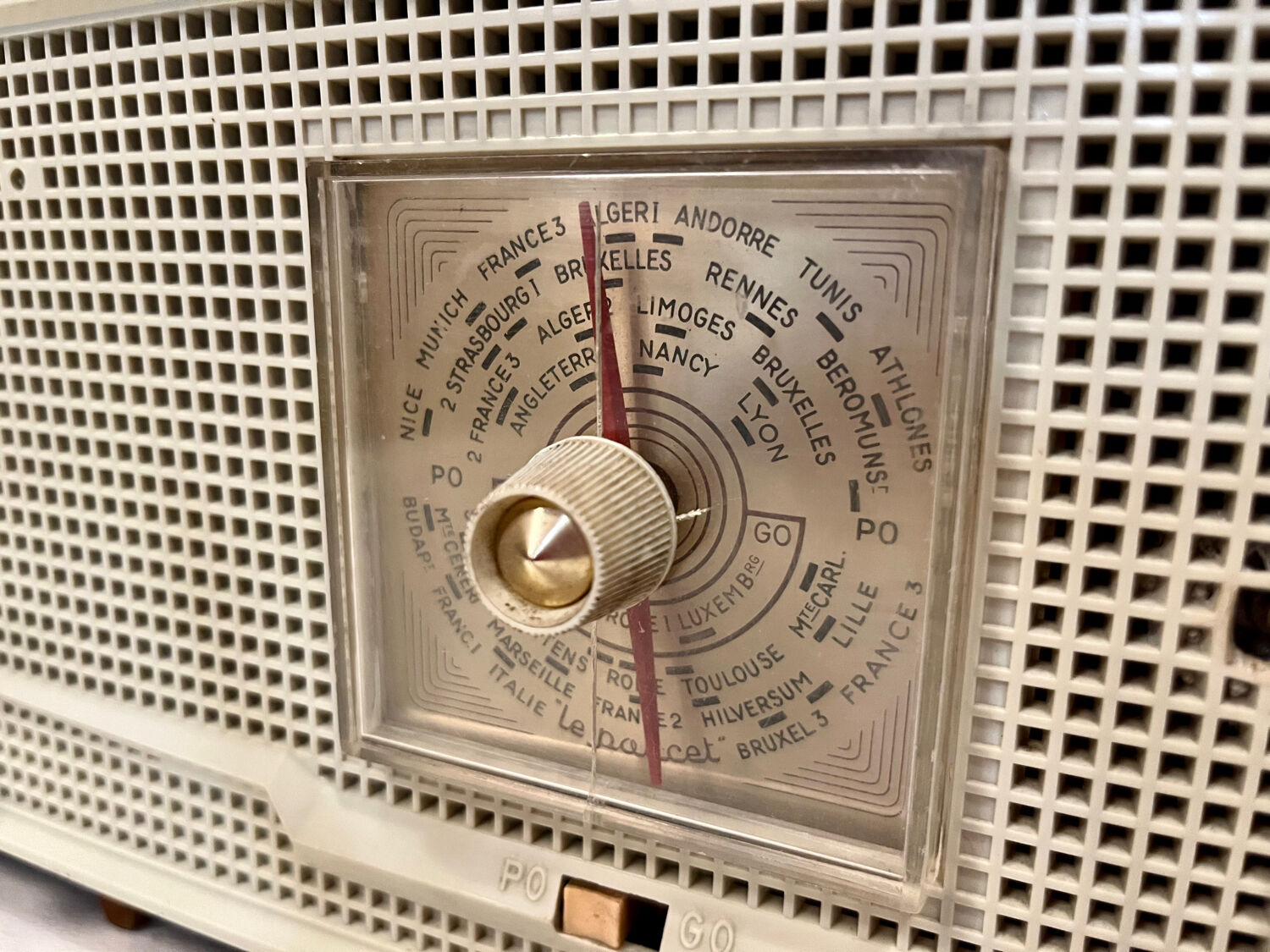 Old motel lamp radio