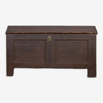 Antique Chest or Craftsman’s Trunk