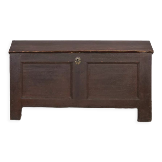 Antique Chest or Craftsman’s Trunk