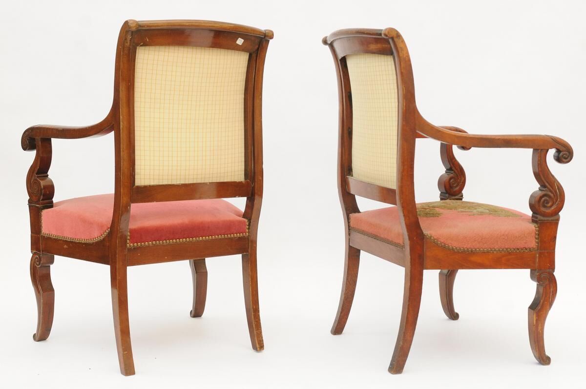 Pair of vintage armchairs Restoration