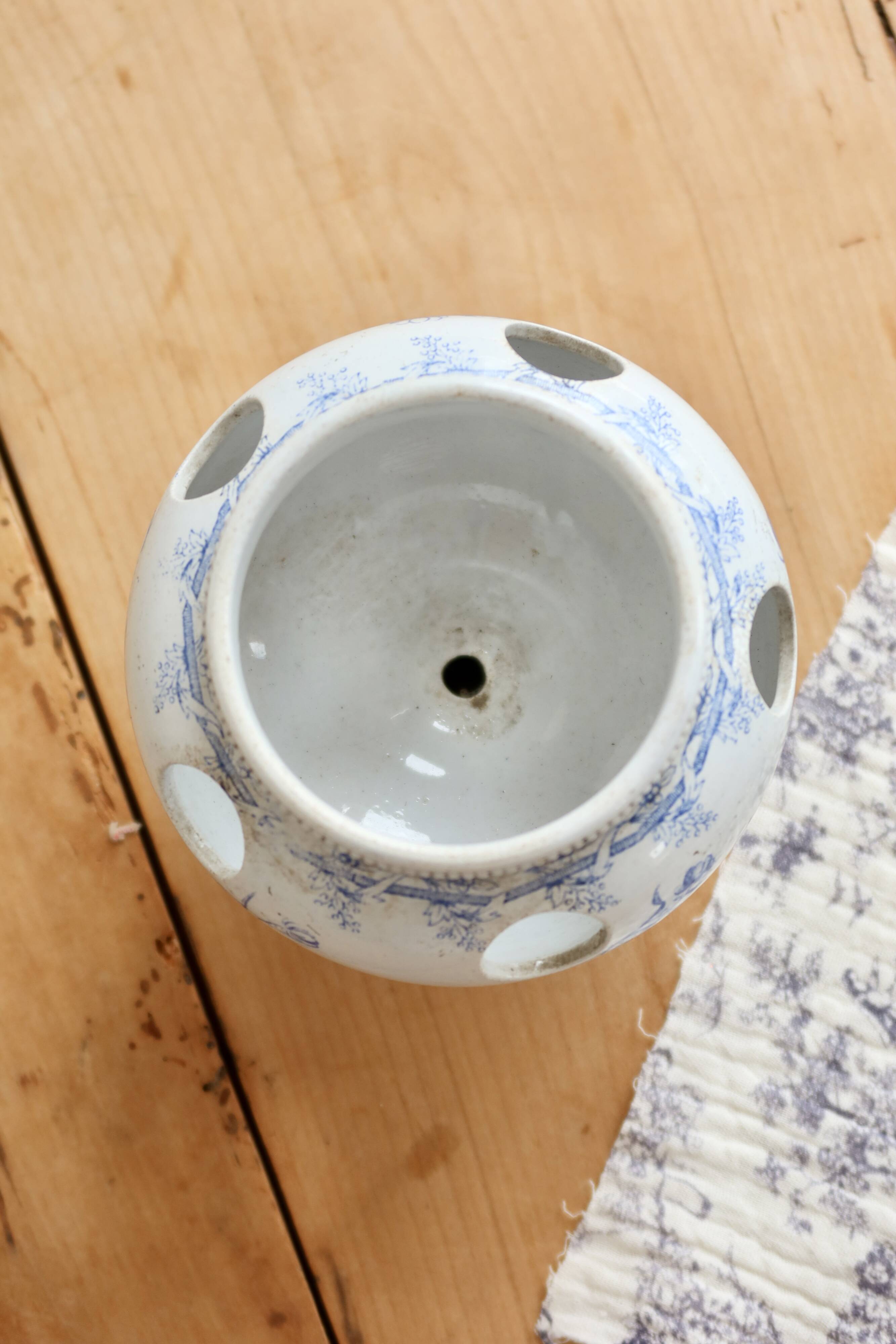 Old crocus pot in blue earthenware | Saint-Uze flower holder in REVOL style