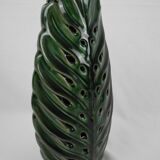 Imitation leaf vase