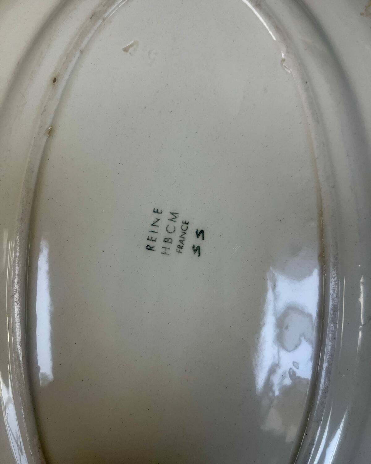 Oval iron earth dish HBCM Reine model