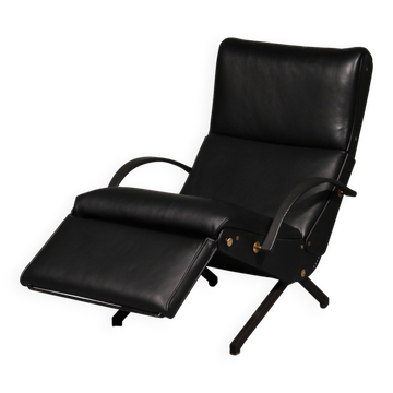 Italian Black Leather Adjustable P40 Relax Chair by Osvaldo Borsani Tecno.
