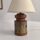 Table lamp in turned wood