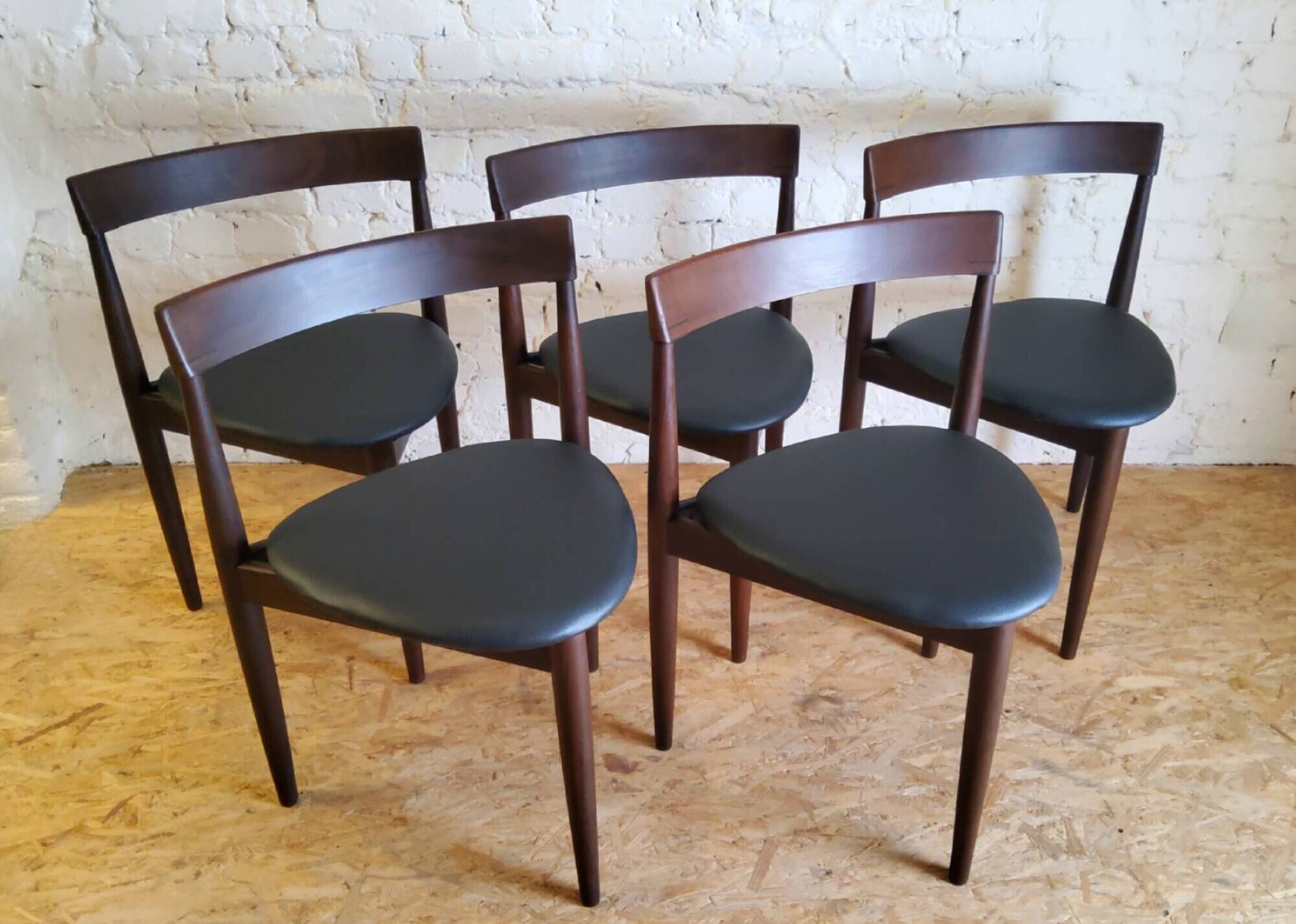 Danish Scandinavian table and chairs by Hans Olsen for Frem Røjle 1960