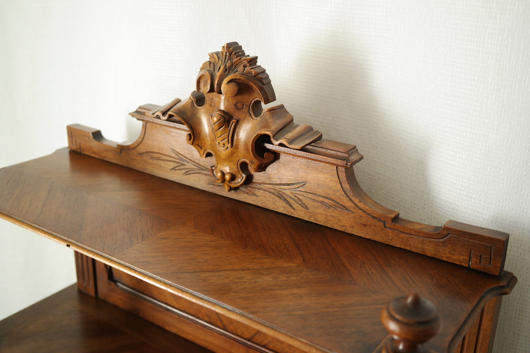 Louis XVI style music cabinet in walnut, 20th century.