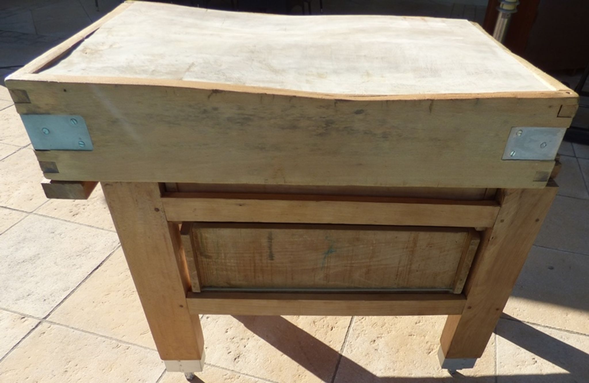 Butcher's log cabinet with two drawers and location for kitchen utensils
