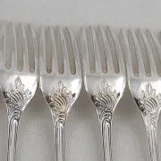 Christofle Marly, 12 silver-plated table forks, excellent condition.
