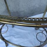 Golden rolling bar dessert