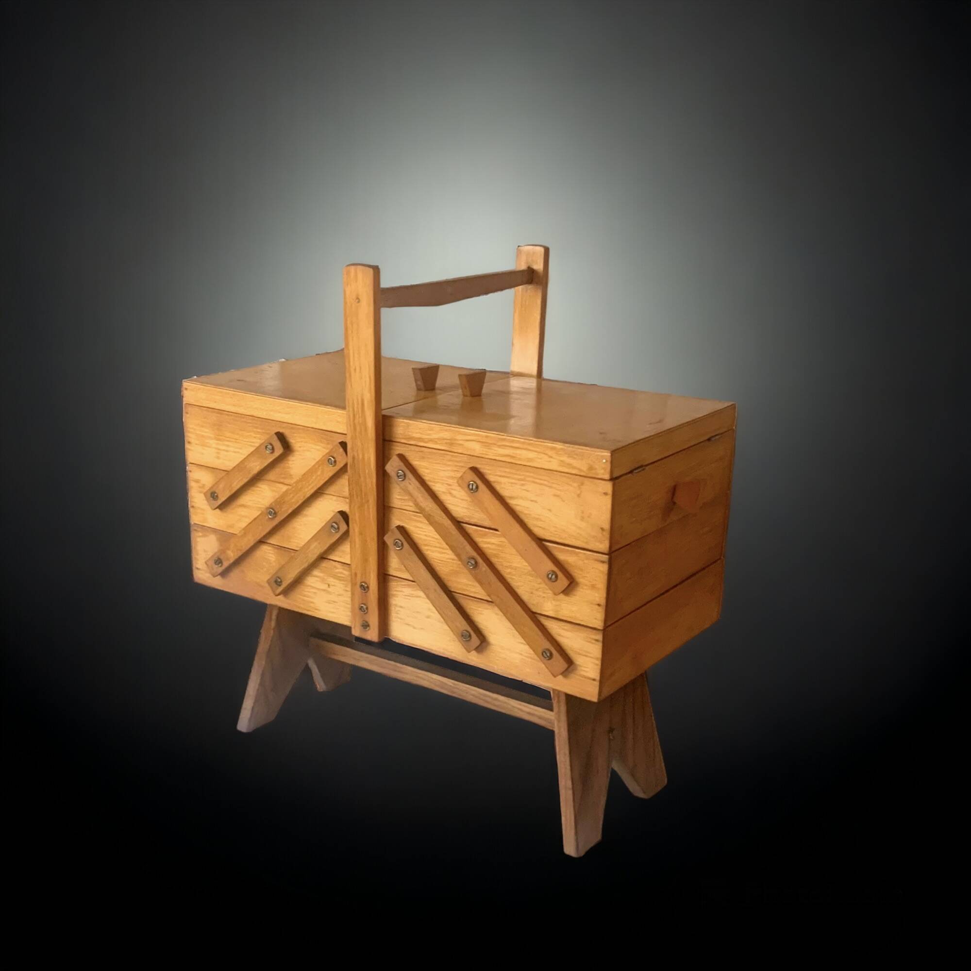 Worker - sewing box on vintage wooden legs - 3 floors