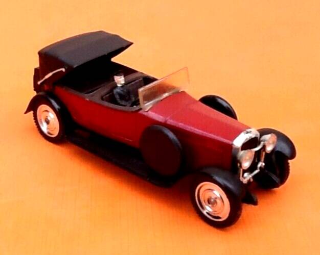 Voiture miniature   Hispano Suiza H6B (1926)  Solido  Made in France