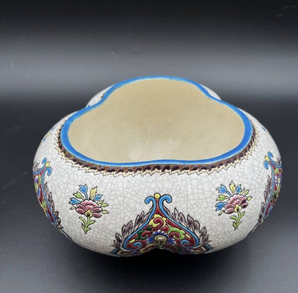 Cache-pot en faïence émaillée fin XIXe, style émaux de Longwy - 648003