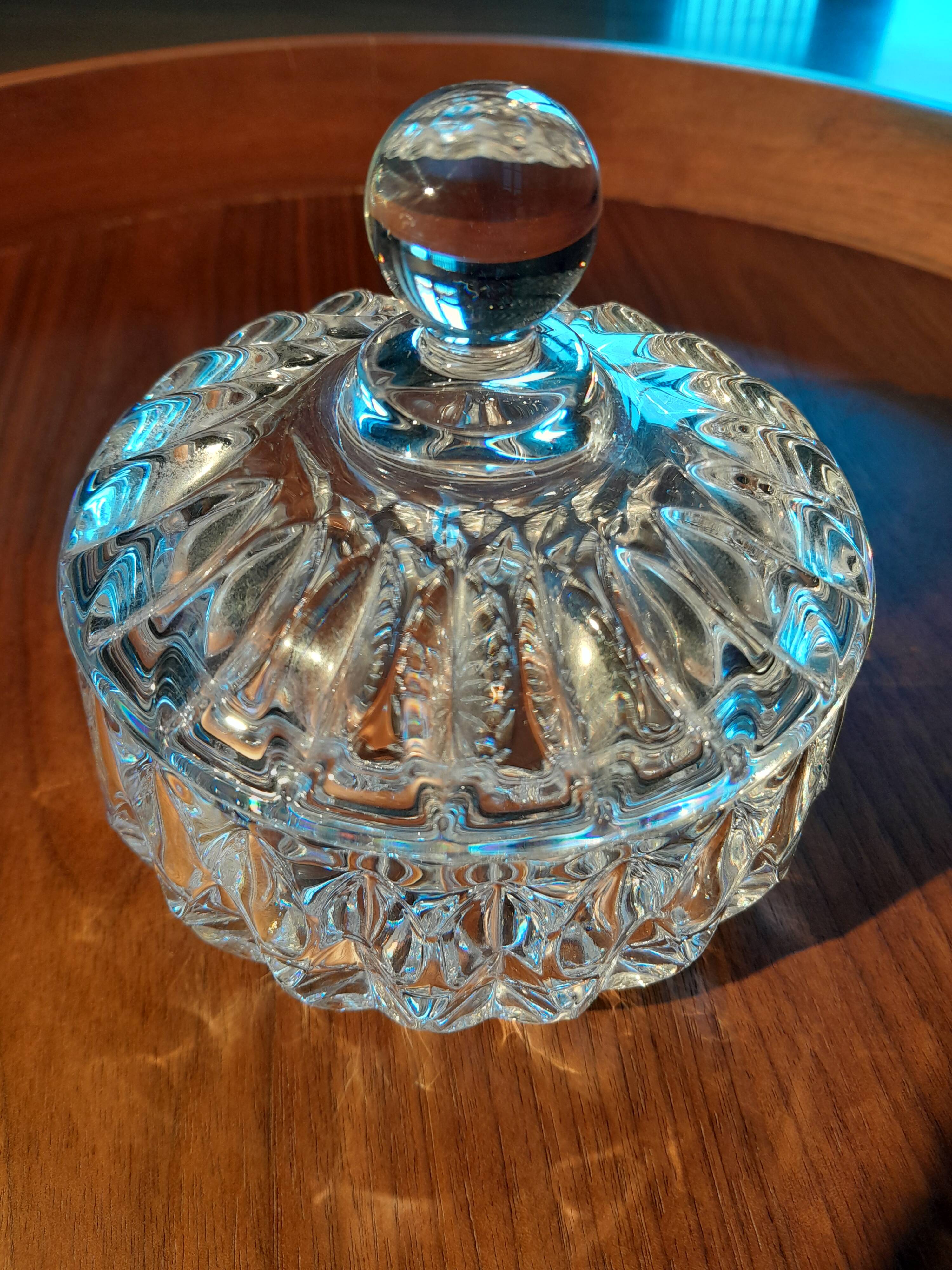 Sucrier ancien en cristal