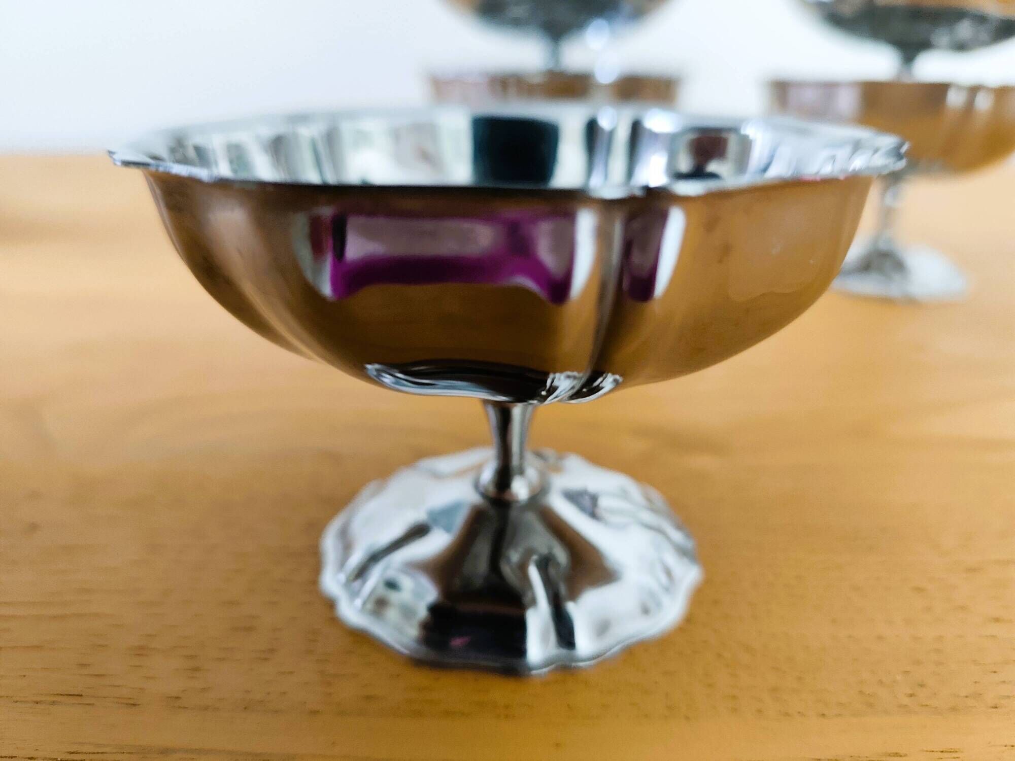 Vintage stainless steel ice cream bowls in a set of 6.