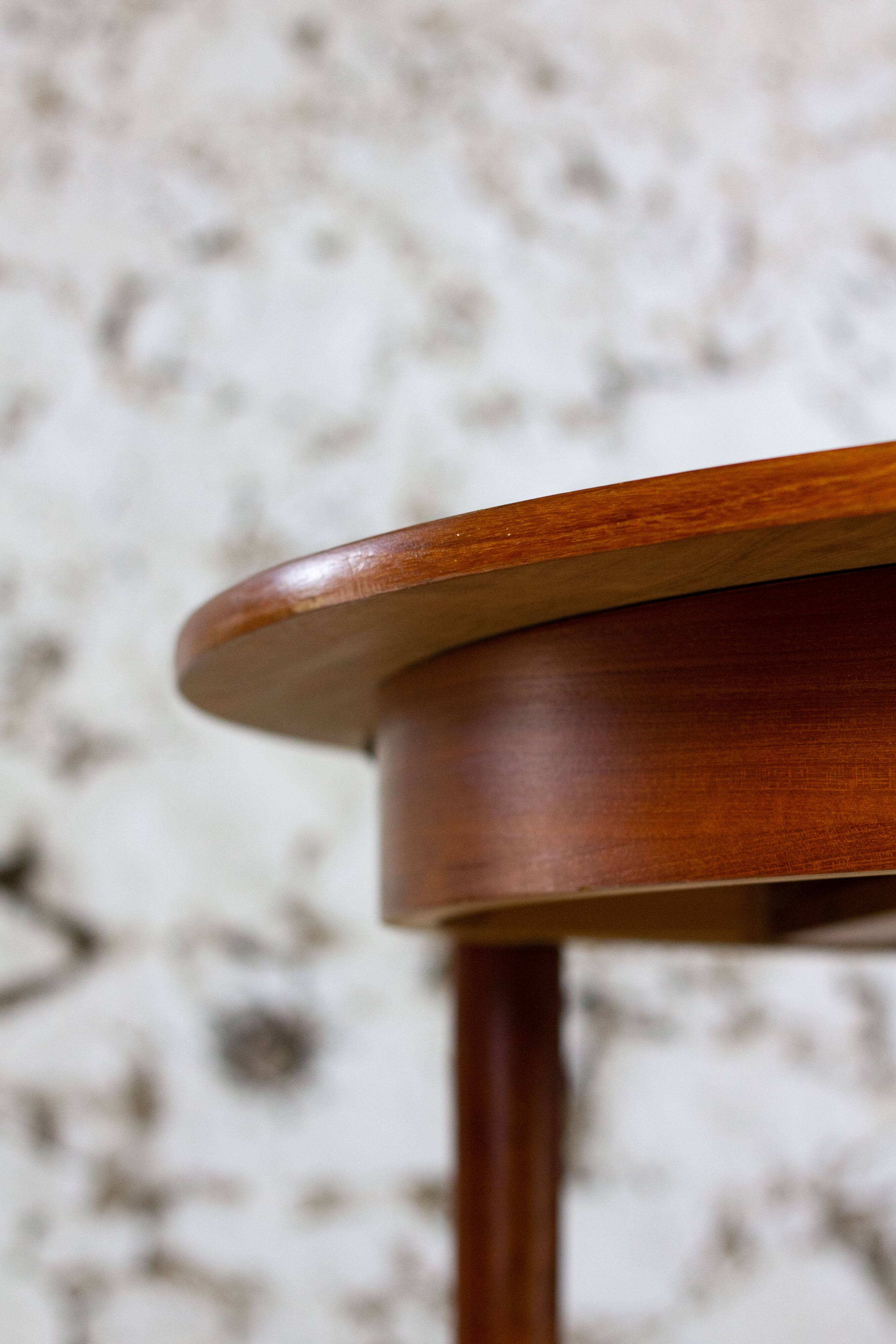 Scandinavian vintage teak extendable round table