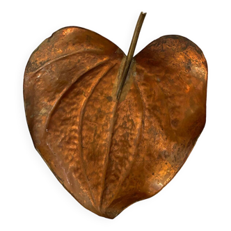 Bronze leaf