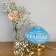 Lampe à poser globe vintage art déco en opaline bleue