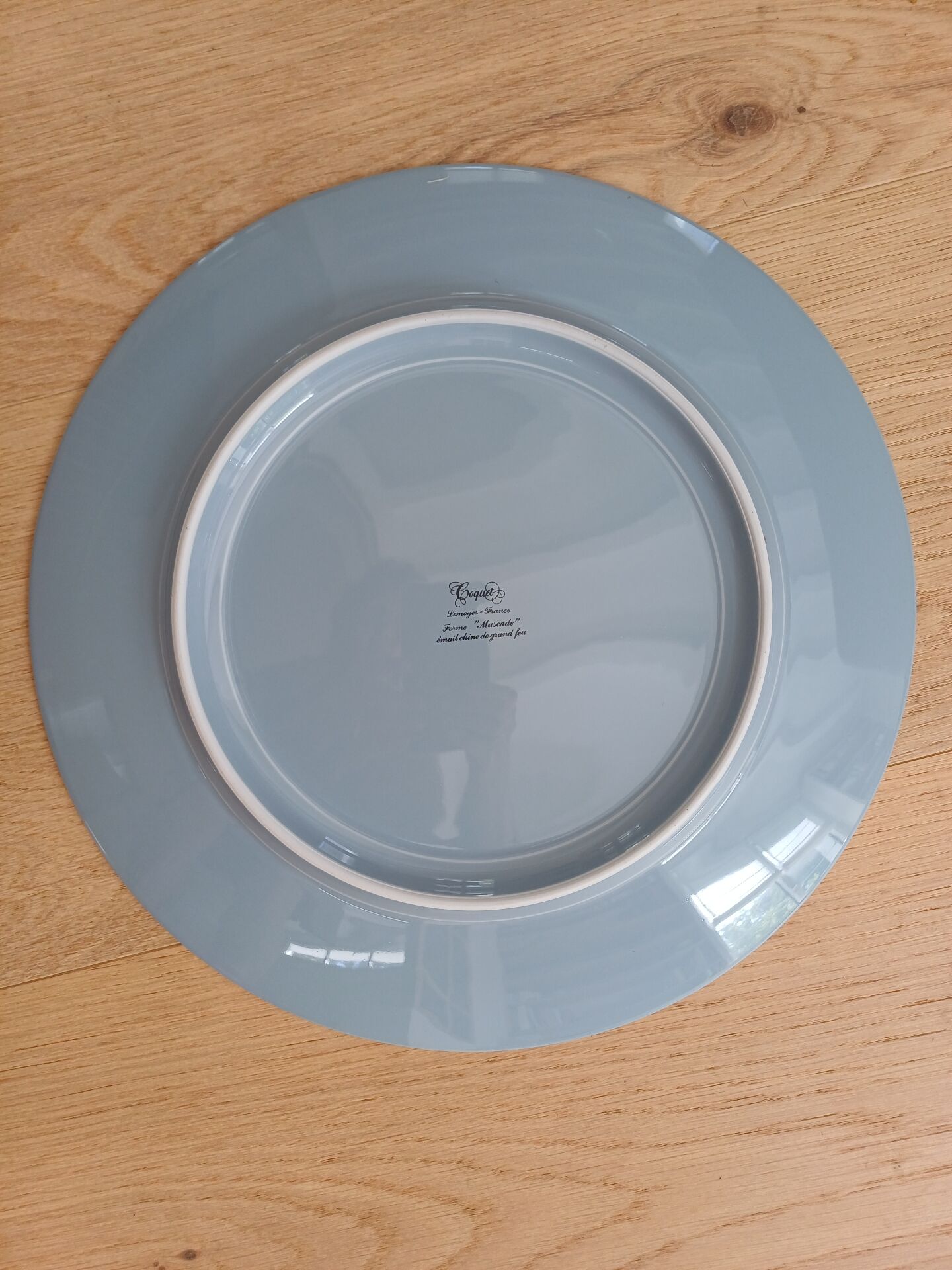 Presentation plates