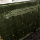 Salon scandinave de couleur vert vintage des années 70