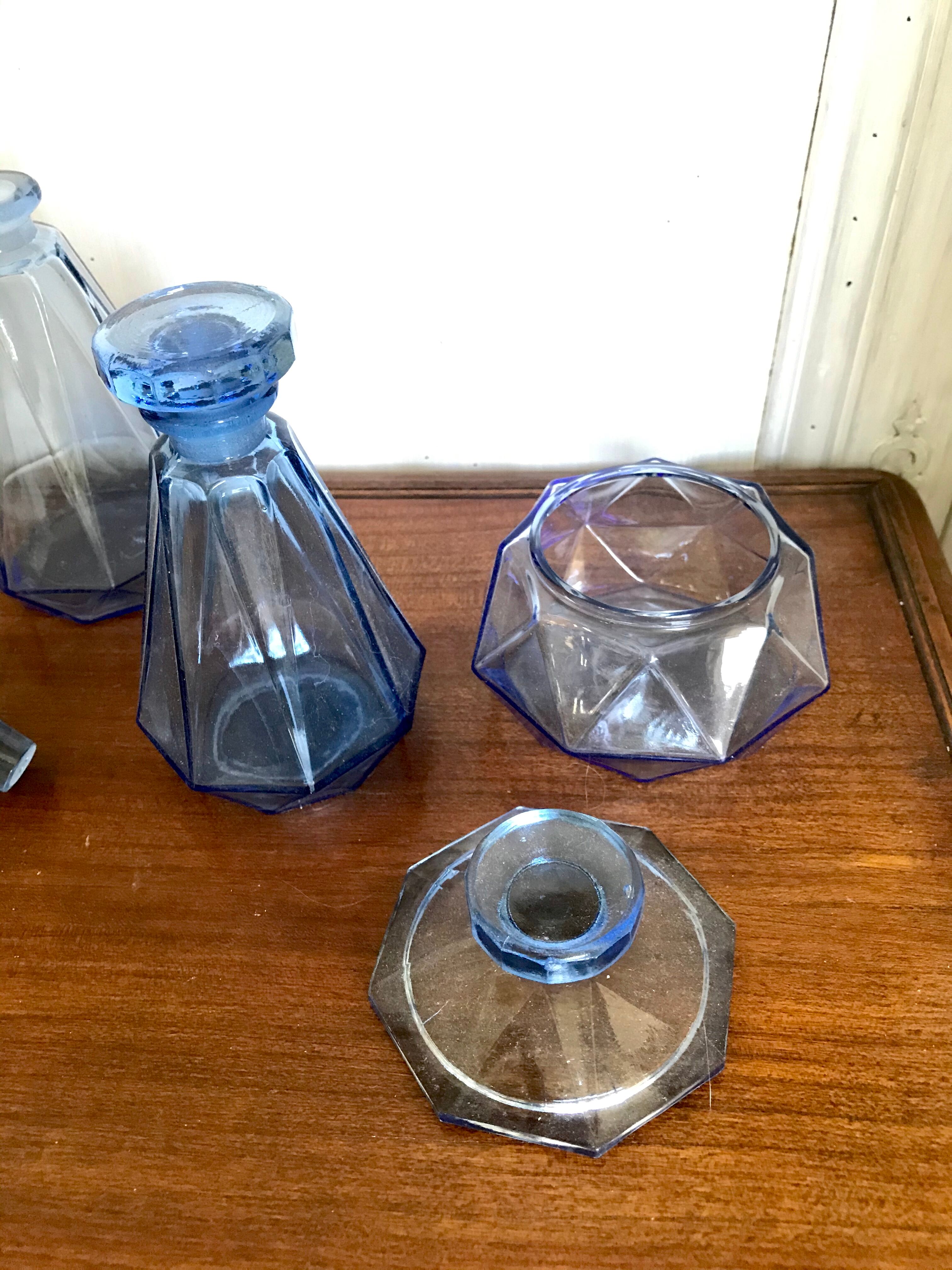 Art deco bathroom bottles