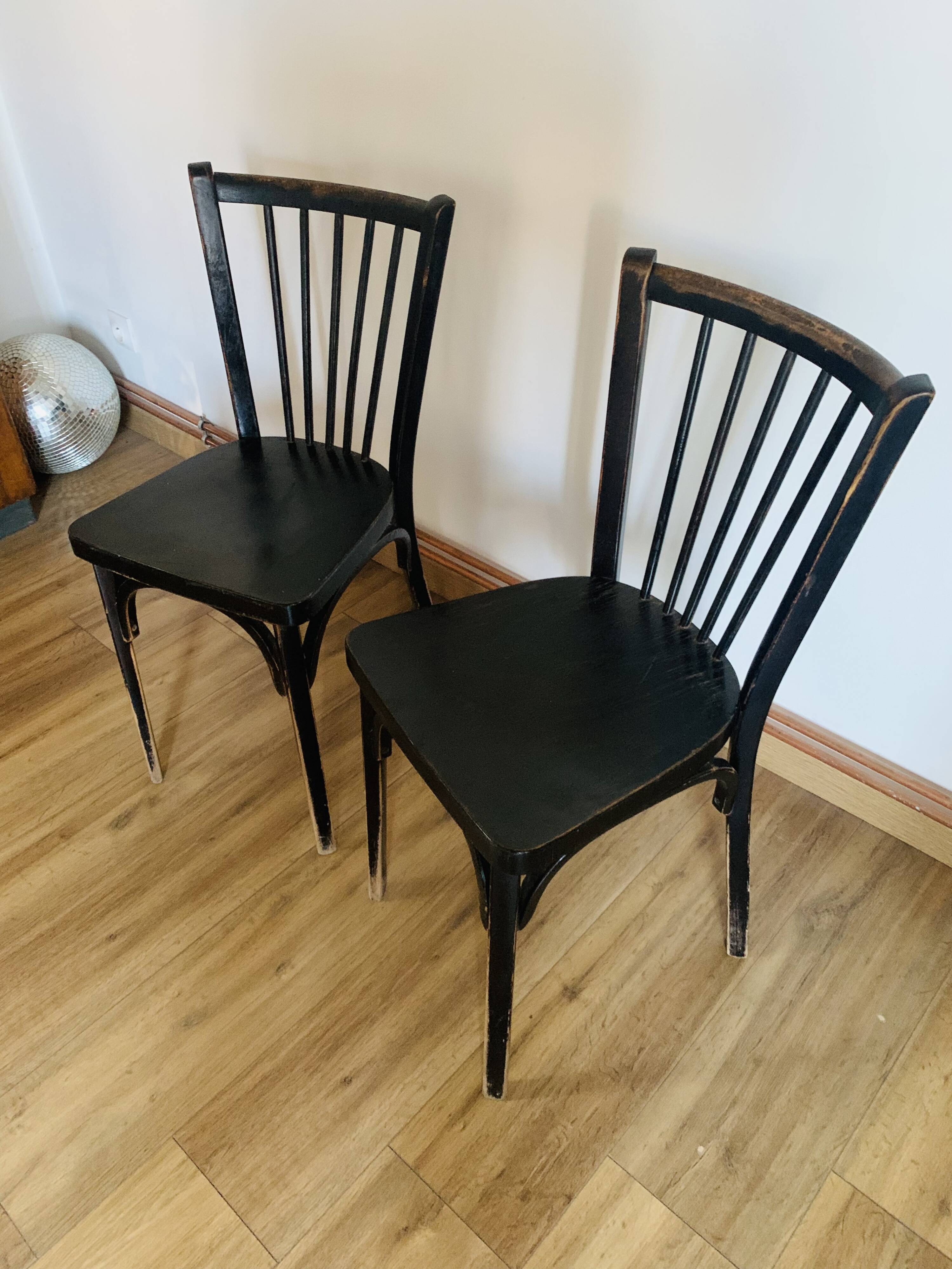 Pair of Baumann chairs model 153