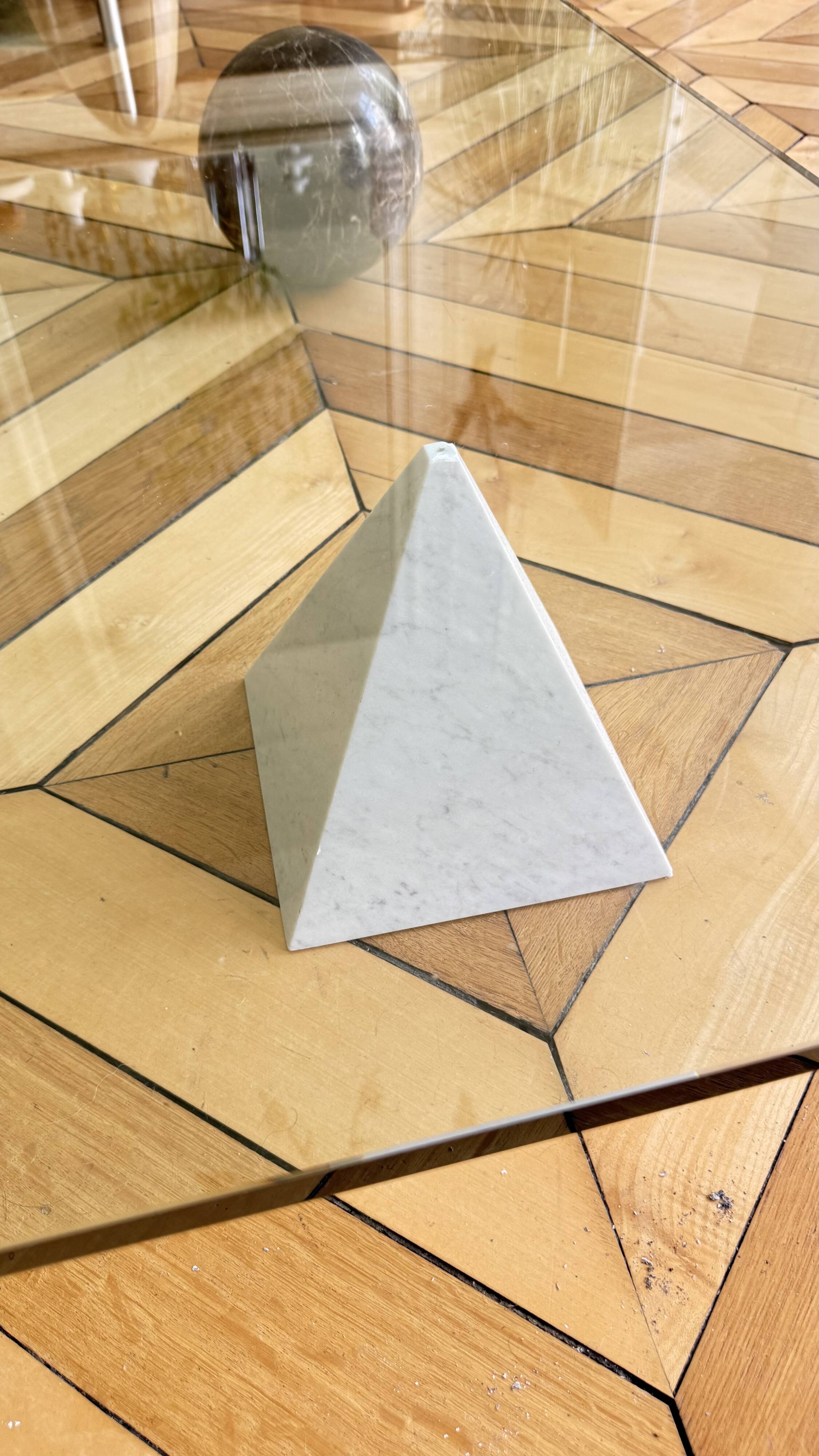 Table basse "Metafora", Lella et Massimo Vignelli, 1979