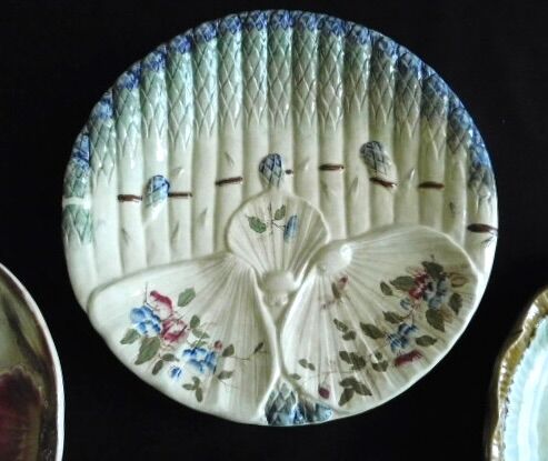 6 French Antique Asparagus Plates in Majolica