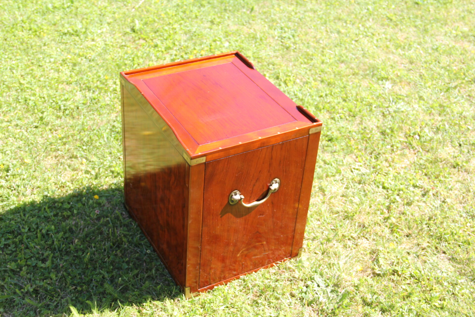 StarBay cashmere bedside