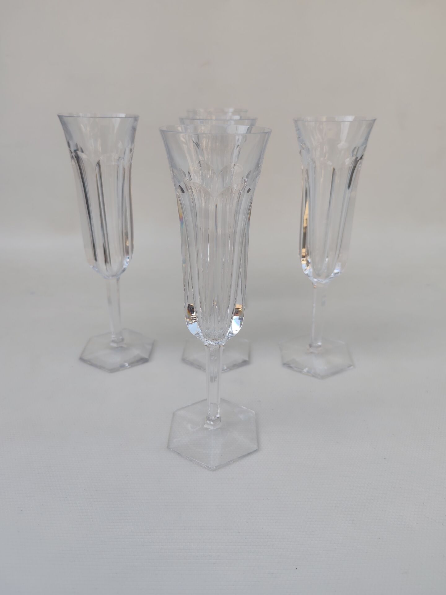 5 crystal champagne flutes from Baccarat, Malmaison model.