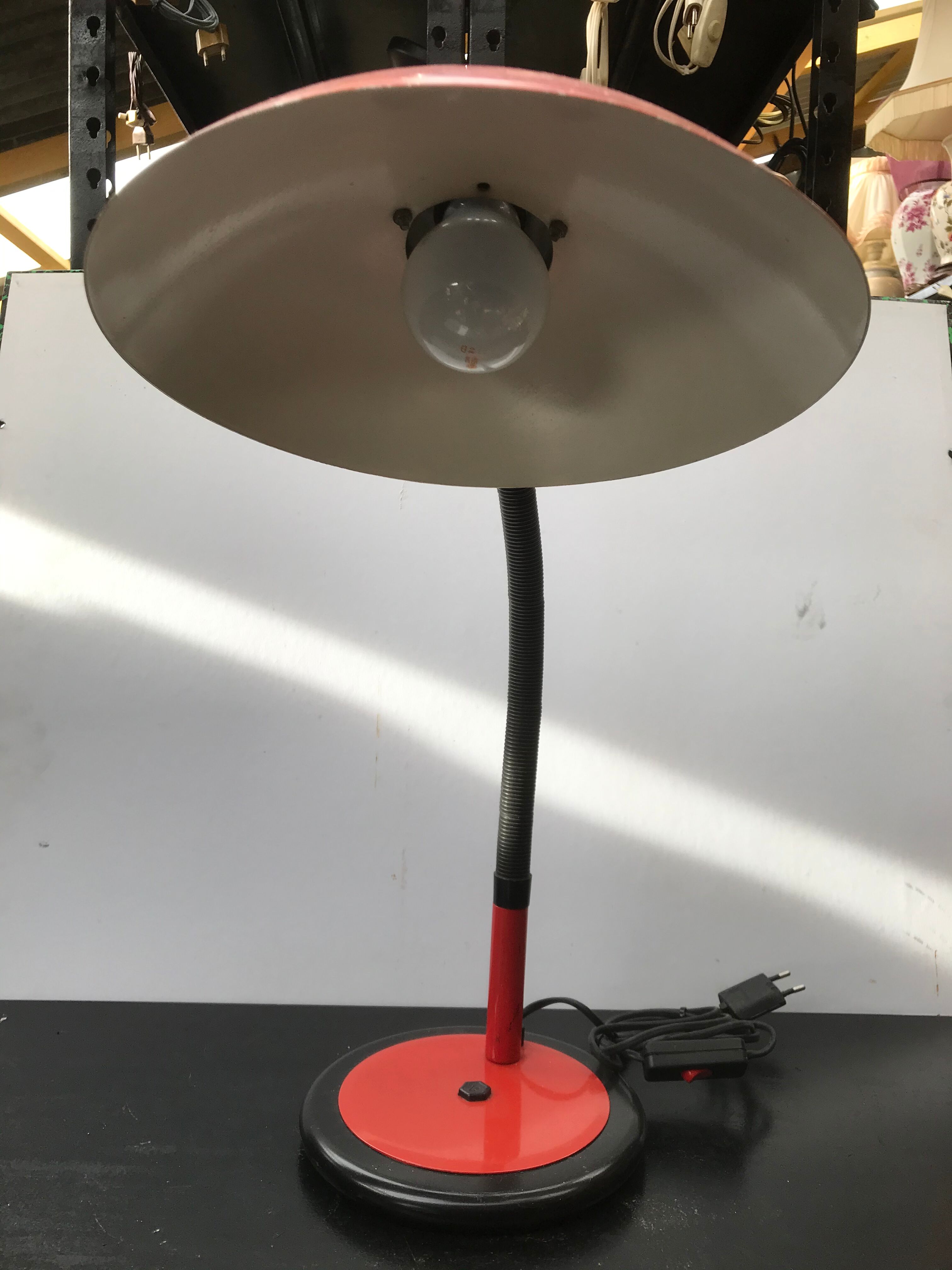Office lamp Aluminor red metal