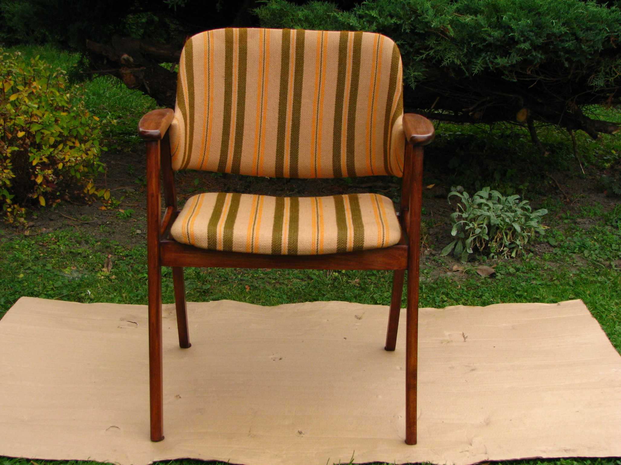 Scandinavian style desk chair