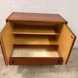 vintage chest of drawers / cabinet