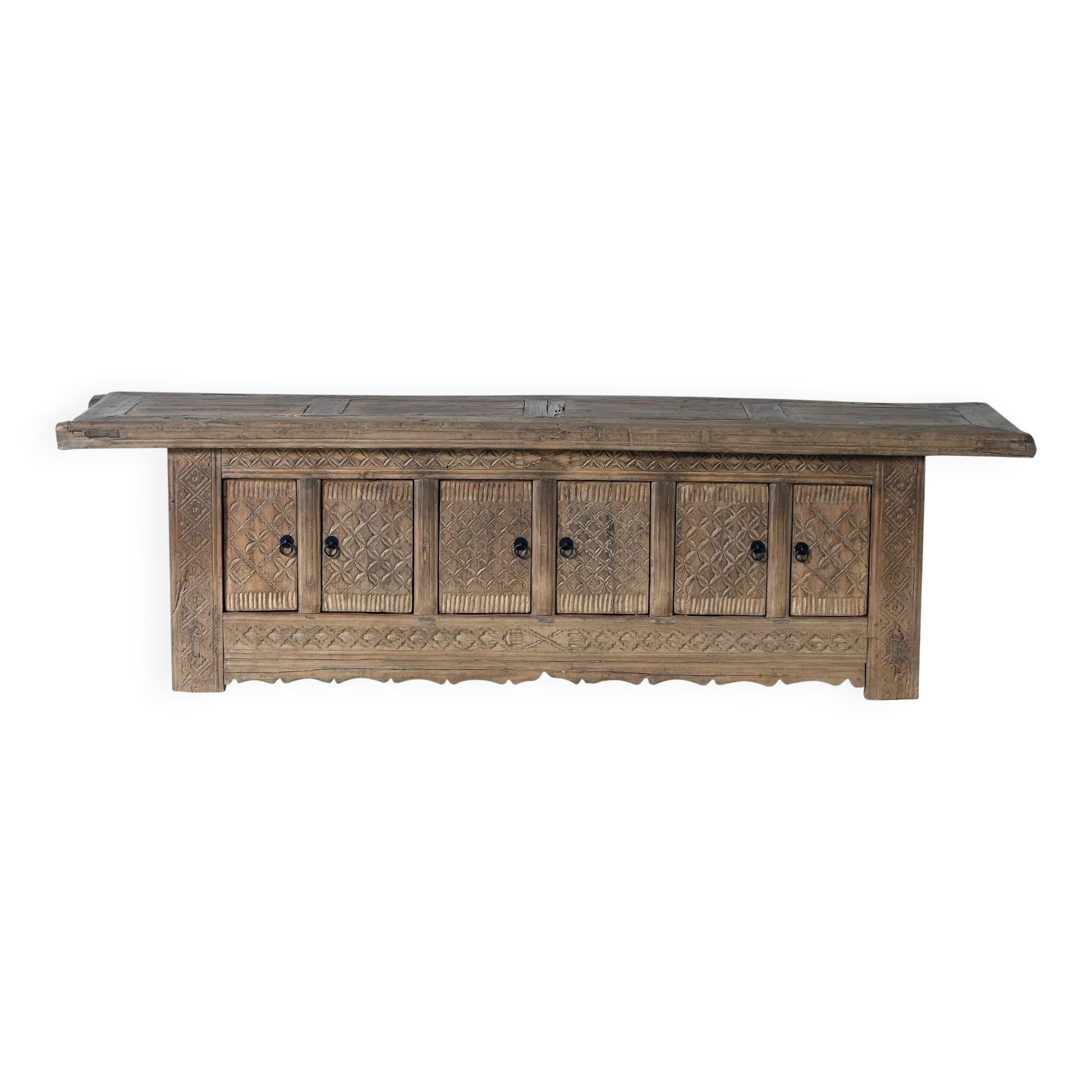 Anyang - Buffet with carved solid wood no. 2
