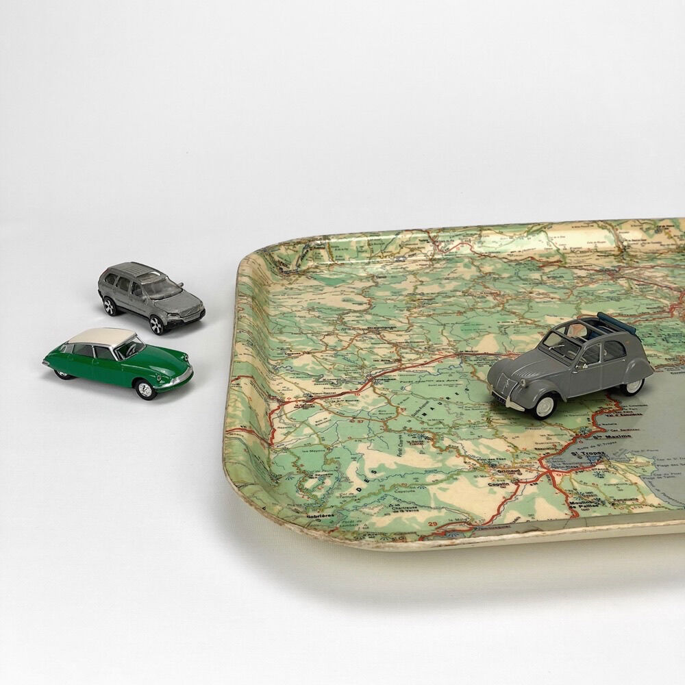 1950s fiberglass tray