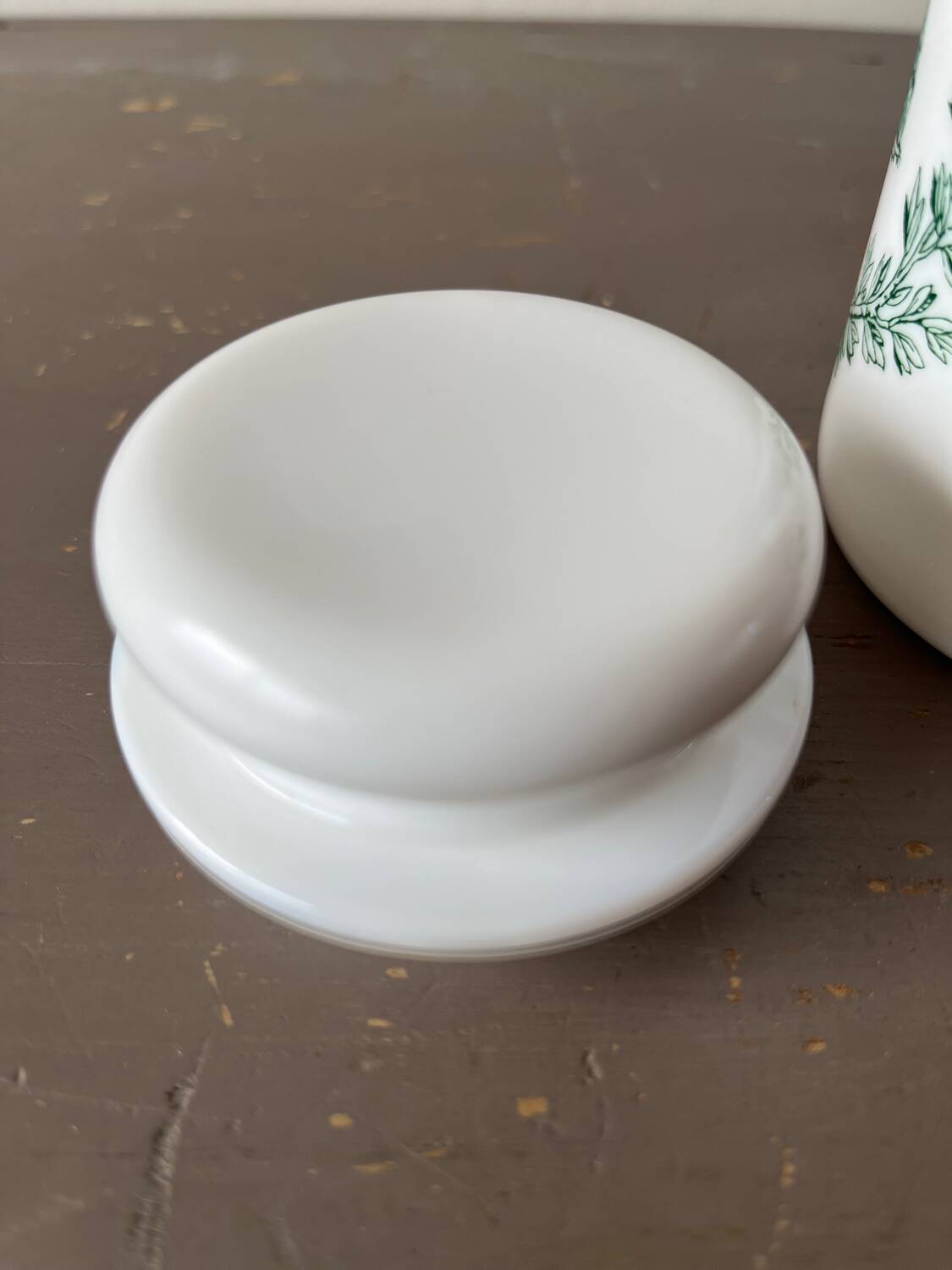 Opaline apothecary jar