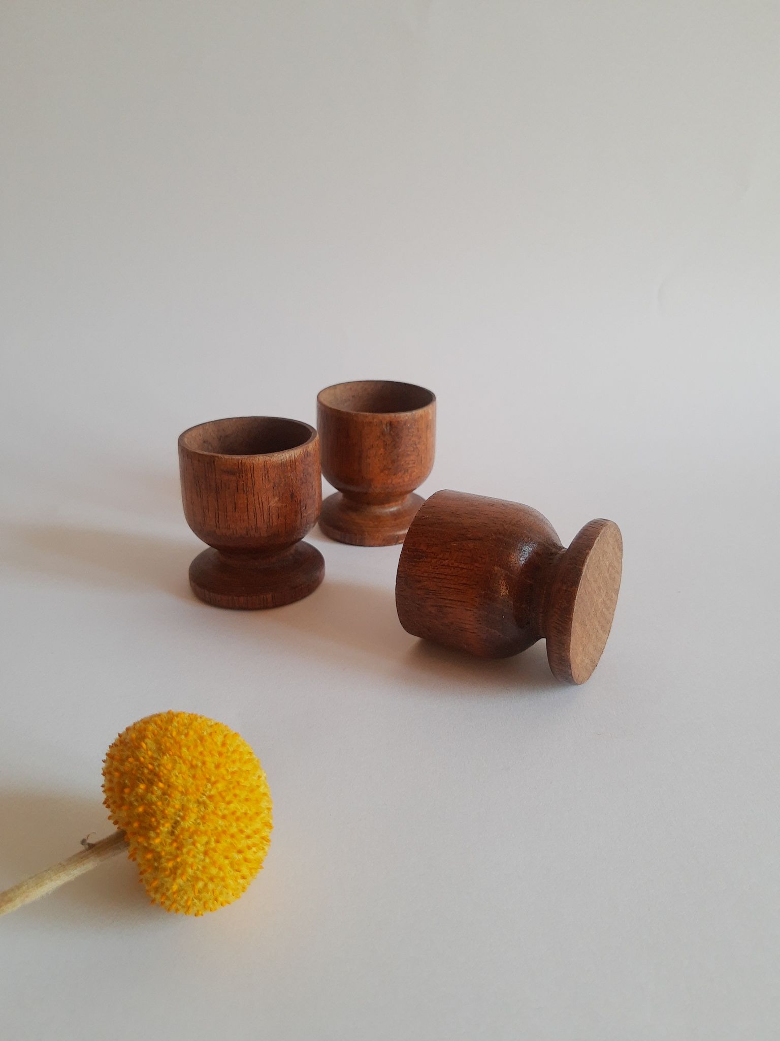 Set de 3 coquetiers en bois vintage