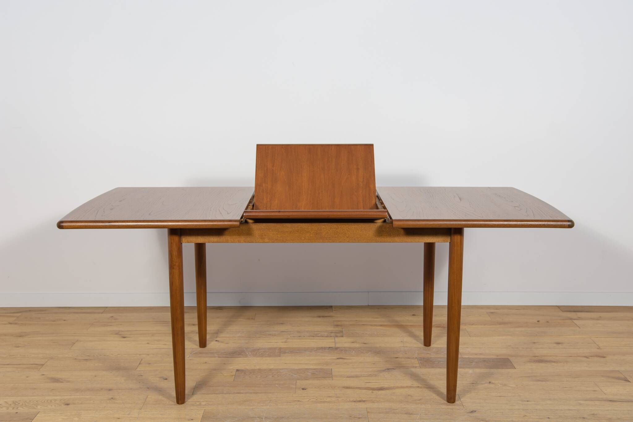 Table à manger rectangulaire extensible du milieu du siècle de Meredew, Royaume-Uni
