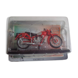 Motorcycle guzzi falcone 1/24 hachette