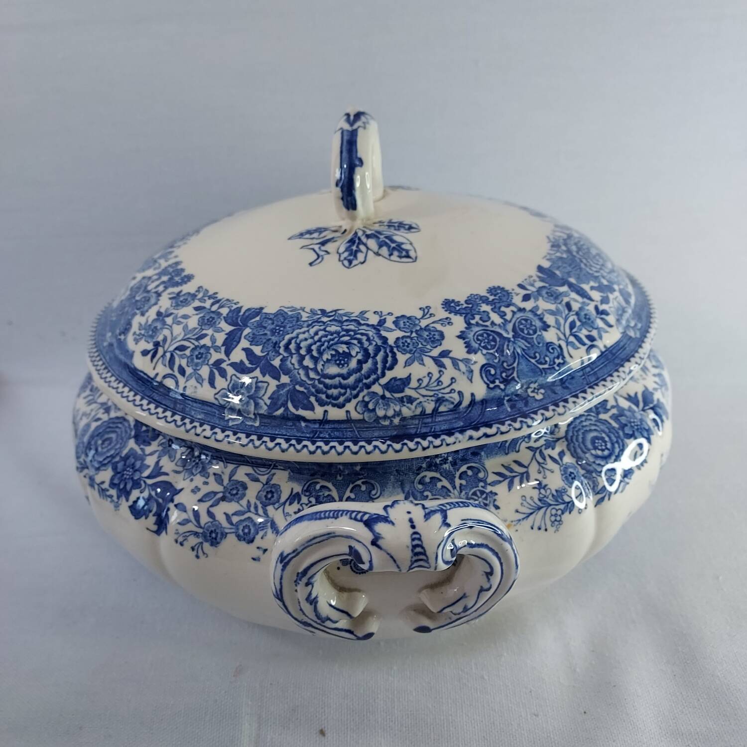 Villeroy & Boch "Burgenland" Soup Tureen in Blue Earthenware - Collectible Condition