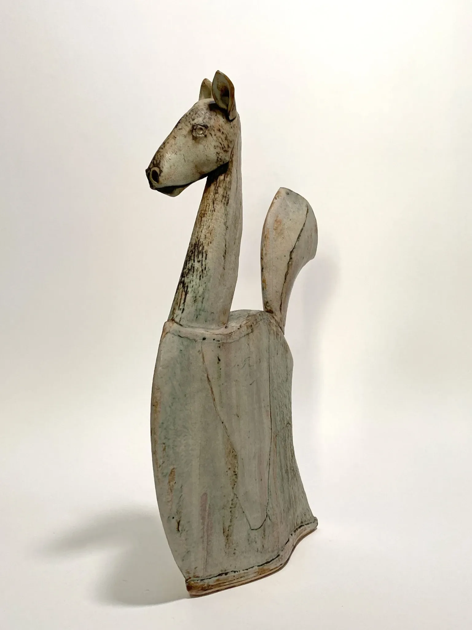 Sculpture de cheval en céramique