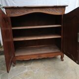 Low sideboard with 2 doors