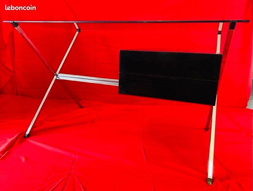 Franco Albini desk for Knoll International Editions, vintage 70's design.