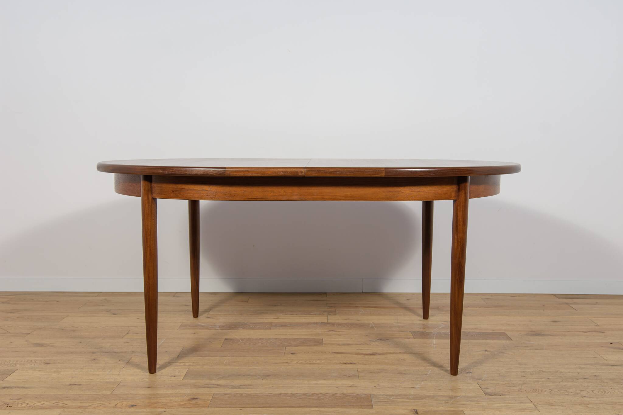 Mid-Century Oval Dining Table in Teak from G-Plan, United Knigdom, 1960s