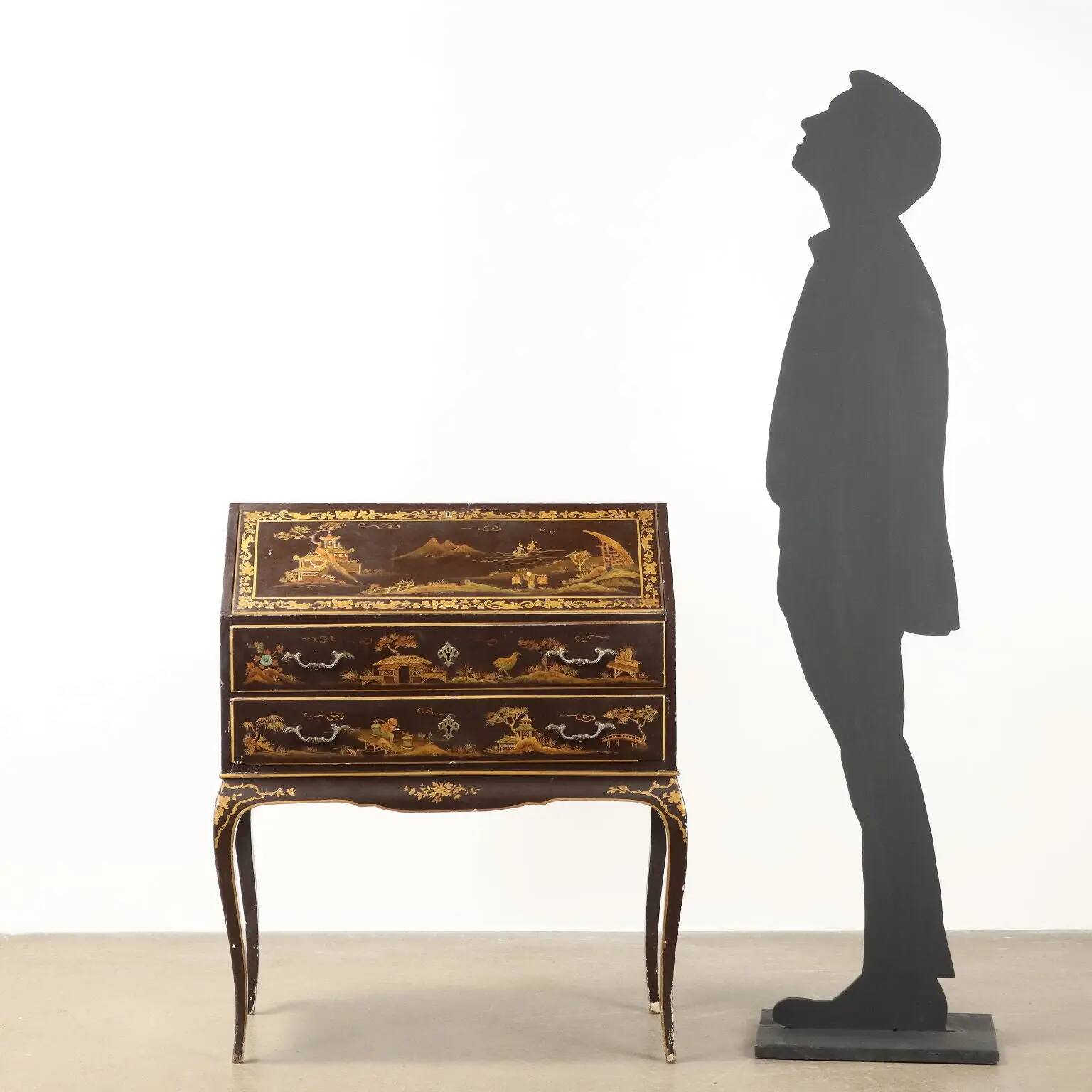 Antique Chinese-style walnut drop-leaf secretary cabinet, Italy, 20th century.