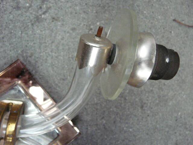 Art Deco 2-arm wall sconce with mirror and brass