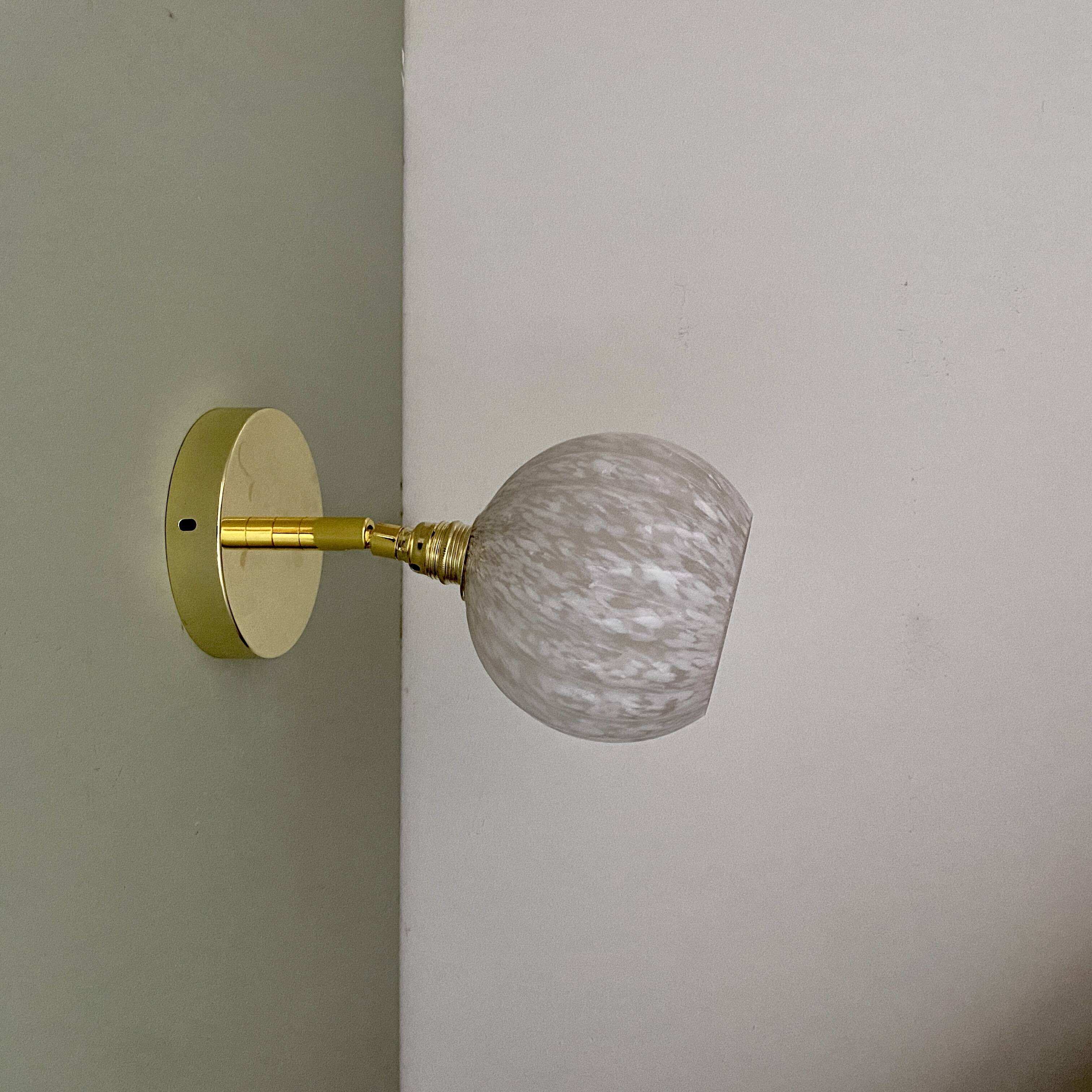 Vintage tulip wall light in white Clichy glass