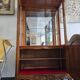 Vitrine de style Louis XV en merisier – Fabrication française UNIFA