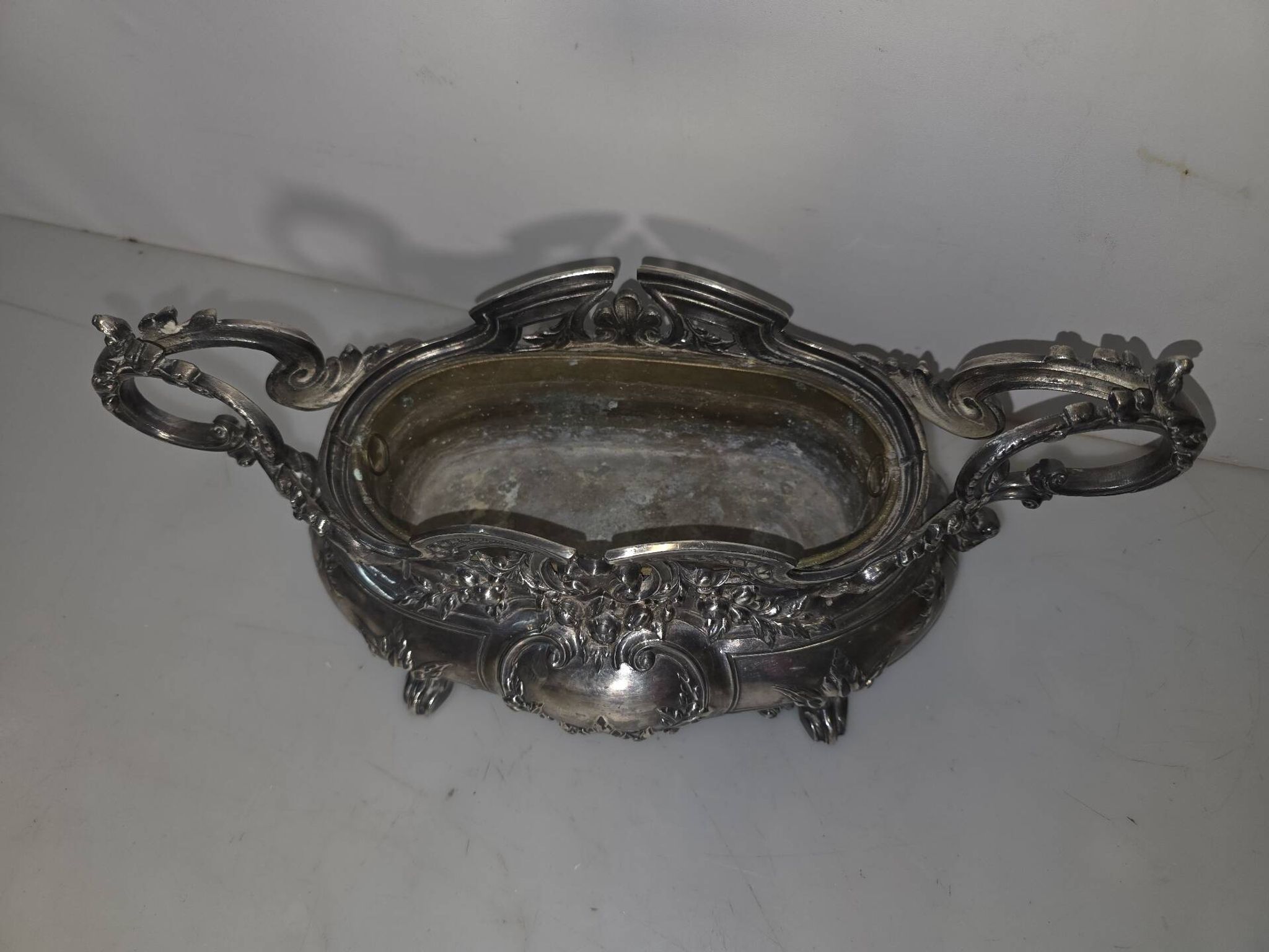 Silver-plated jardinière centrepiece in Louis XV style
