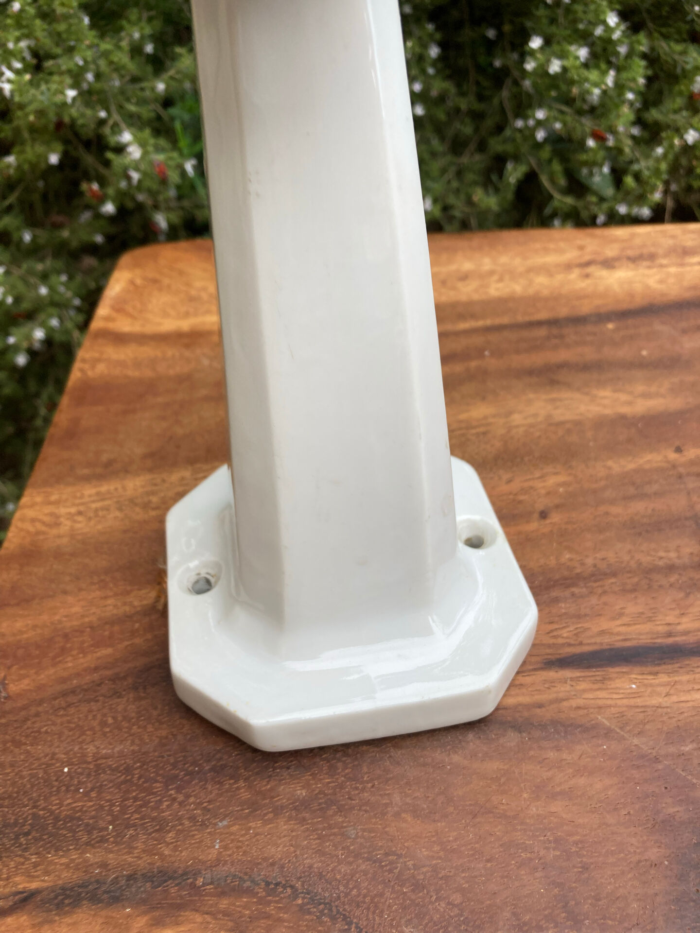 Art Deco wall sconce white porcelain